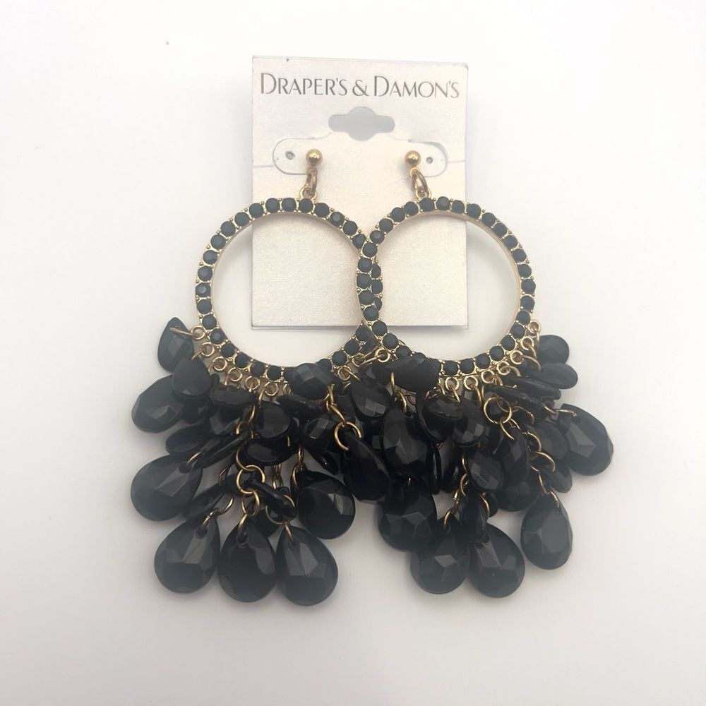 5/$25 Draper's & Damon's Black and Gold Dangle Earrings - Picture 5 of 7